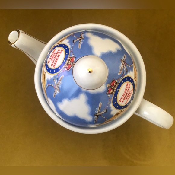 Vintage James Sadler Teapot - Golden Age of Travel - Flights Around The World - Picture 3 of 9